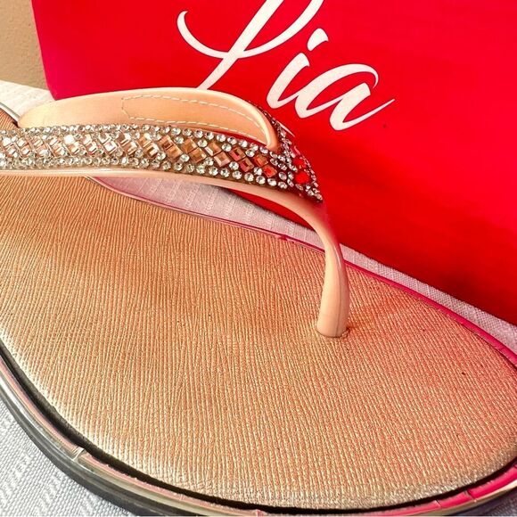 Lia Rose Gold Shimmer Bejeweled Flip Flop Thong Sandal Size 9 NWT - Picture 4 of 13